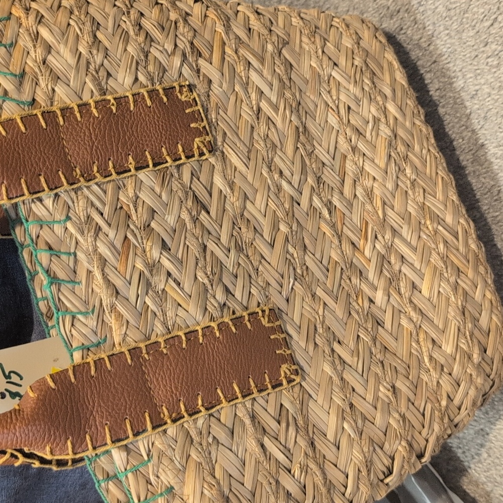 Universal Thread Summer Tote Bag with Artisanal Weave - Picture 2 of 3